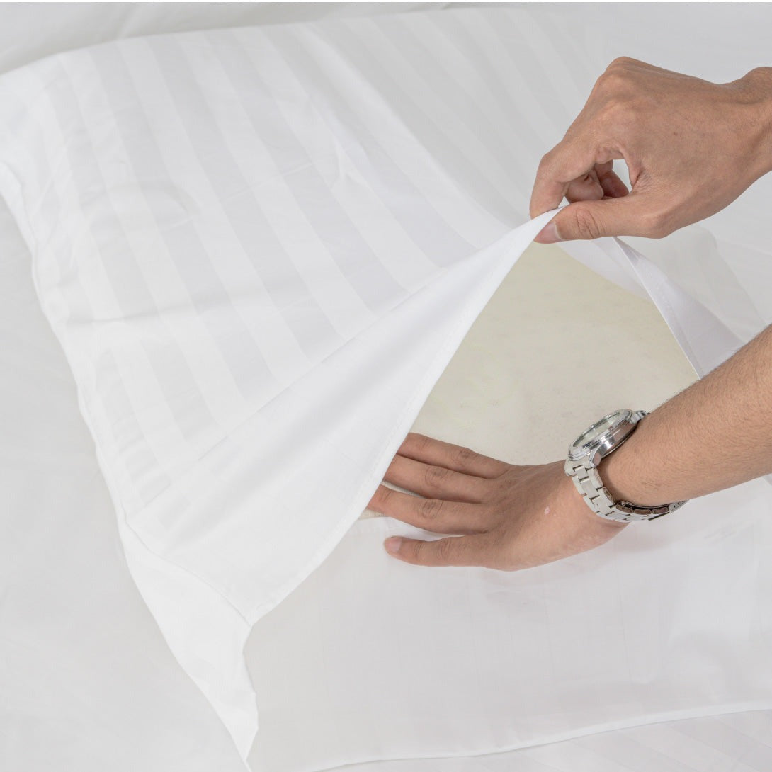 ชุดผ้าปูที่นอน Getha (4 ชิ้น) ผ้าฝ้าย 100% Dobby White Bedsheet Set